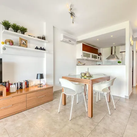 Apartamento With Pool *