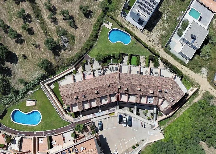 Getaway Near Cap De Creus *